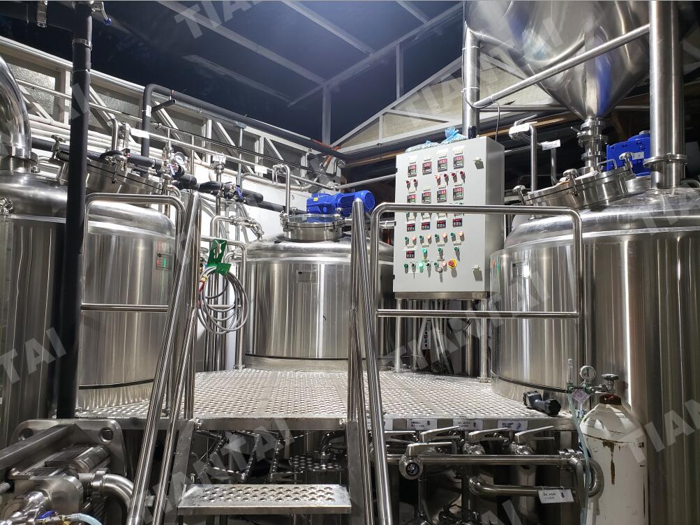 15BBL Craft Beer Brewery Equipment Being Installed in Chile